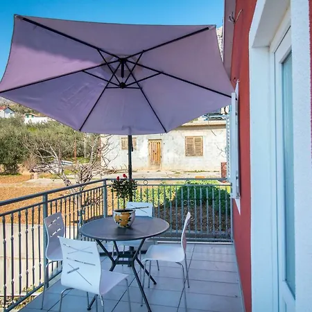 Apartman Dujo&neda * Kaštela