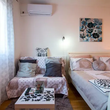 Apartman Dujo&neda *