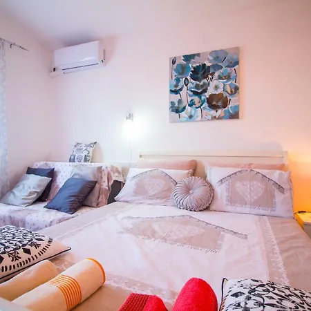 Apartman Dujo&neda * Kaštela